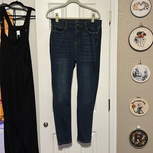 Judy Blue High-Waisted Relaxed Fit Dark Denim jeans 82325--Like new!